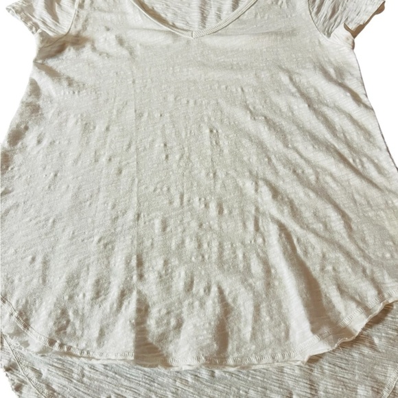 DYLAN WOMEN’S WHITE V-NECK SHORT SLEEVE COTTON T-SHIRT SIZE SMALL - Picture 7 of 9